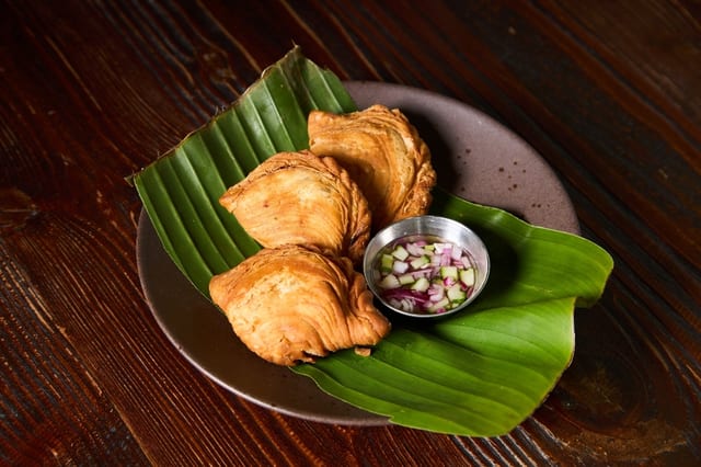 Curry Puff.