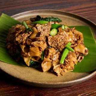 Pad See Euw TRAY  (5 portions/tray)